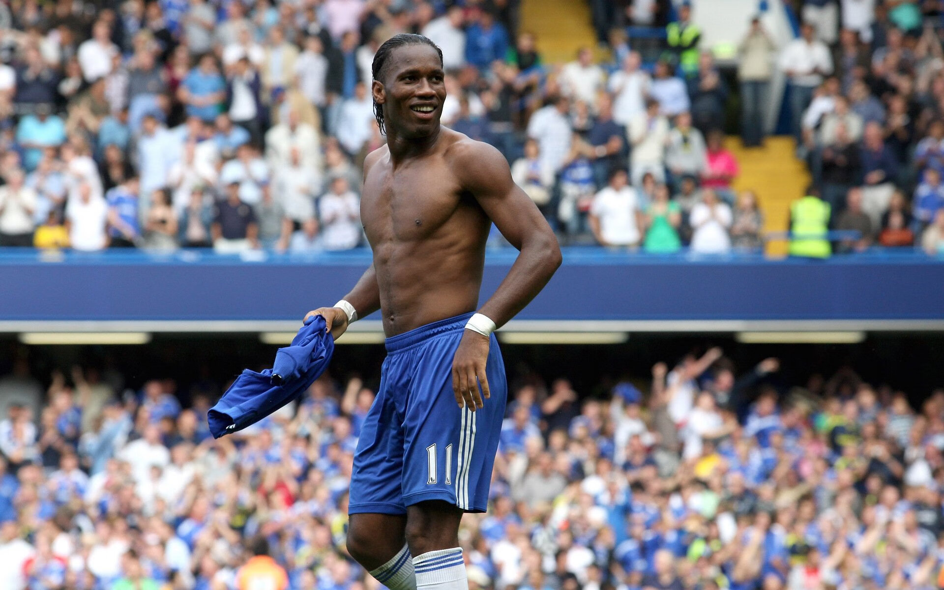 欧冠比赛中的“场外战”——媒体与舆论的角逐，欧冠外围赛分析